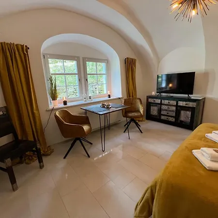 Gewölbe-stübchen Im Herrenhaus Apartment